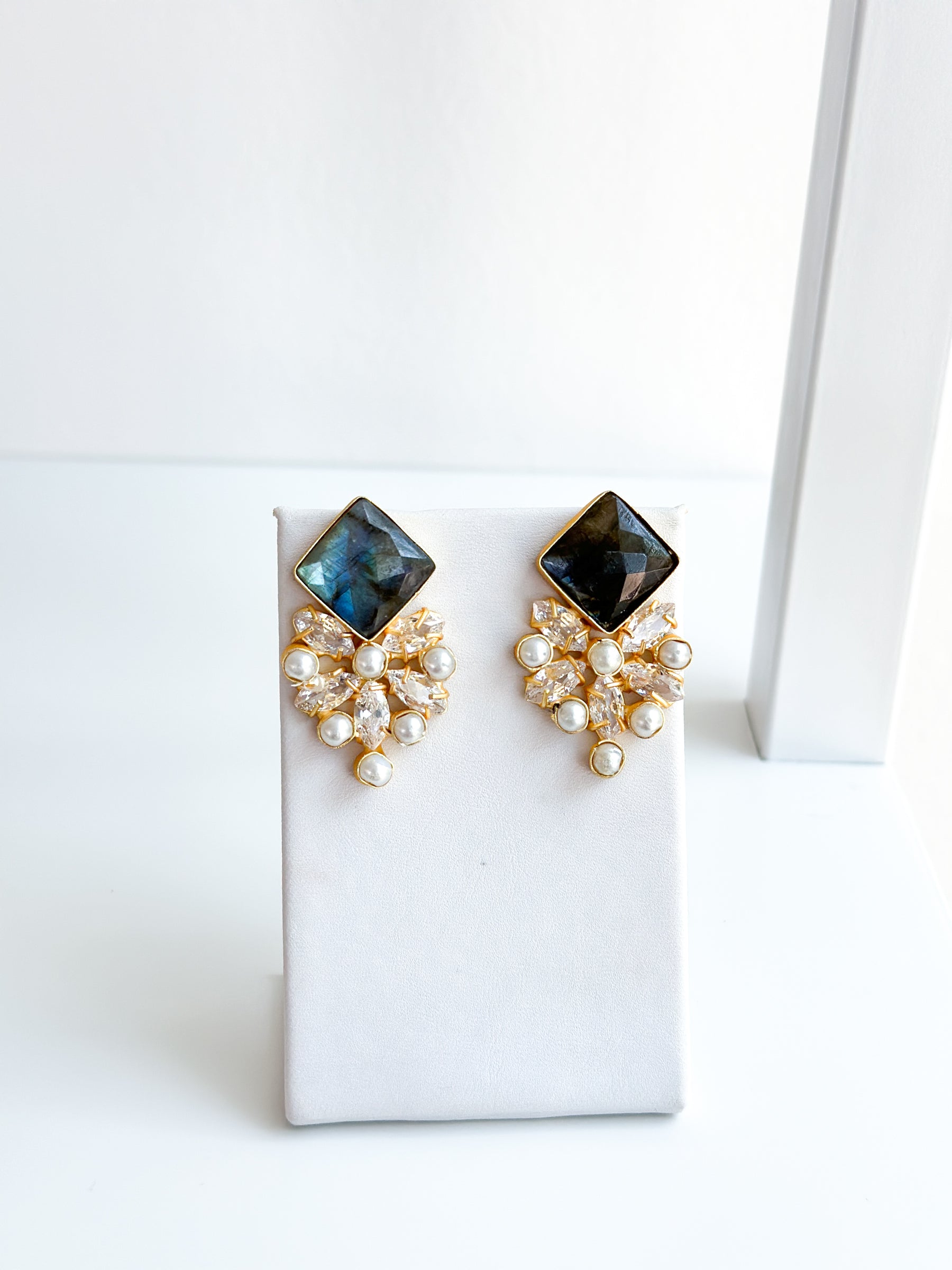 Nita | Labradorite, Pearls & Crystal Earrings