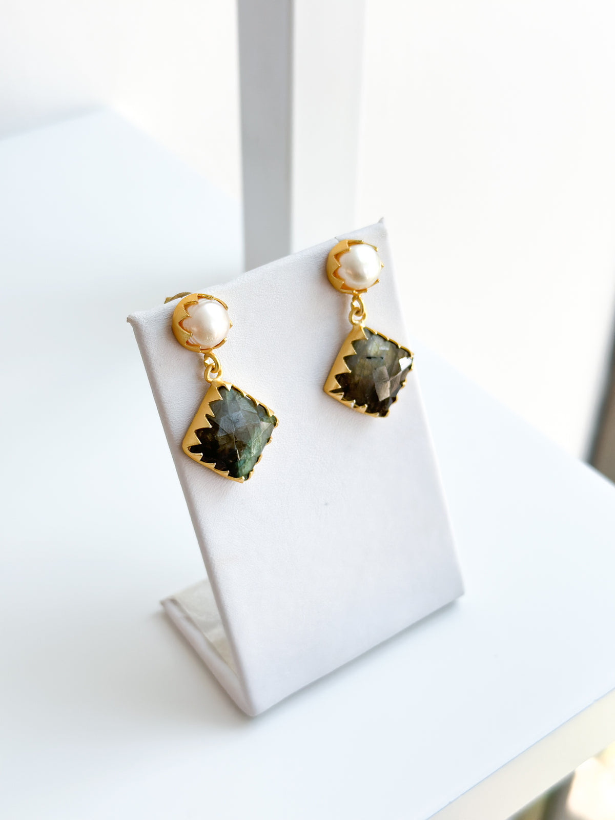 Dena | Labradorite & Pearl Earrings