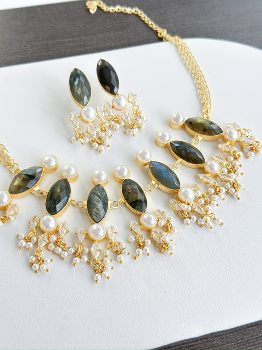 Ellie | Labradorite & Pearl Set