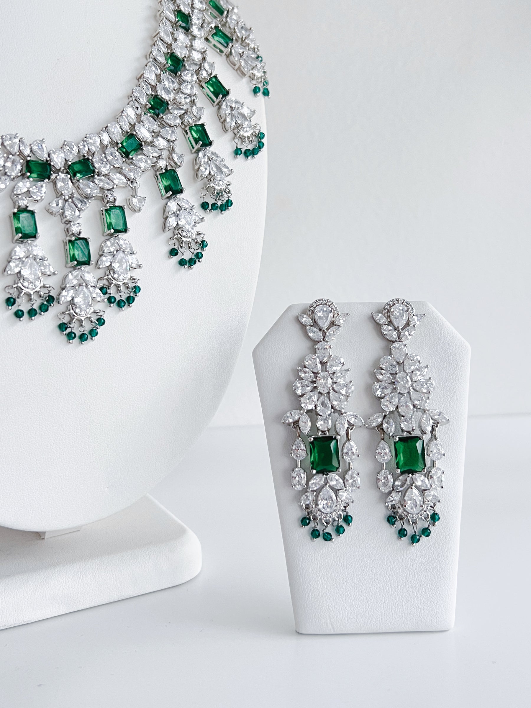 Celeste | Emerald & American Diamond Set